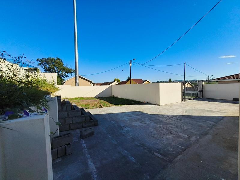 3 Bedroom Property for Sale in Mthata Eastern Cape